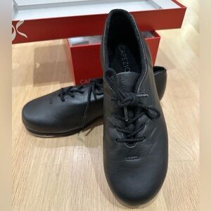 Capezio Cadence Tap shoes blk sz 2